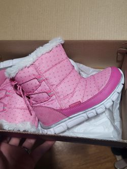 Winter Girl Pink Boots  Size 9