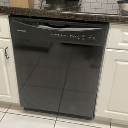 Dishwasher- Black Frigidaire
