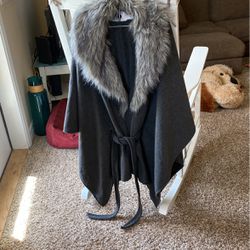 Gray Poncho Style Jacket With Gray Faux Fur 