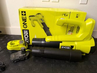 RYOBI ONE+ 18V 90 MPH 250 CFM Cordless Battery Leaf Blower/Sweeper with 2.0 Ah Battery and Charger