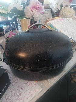 LIKE NEW COOKING POT!
