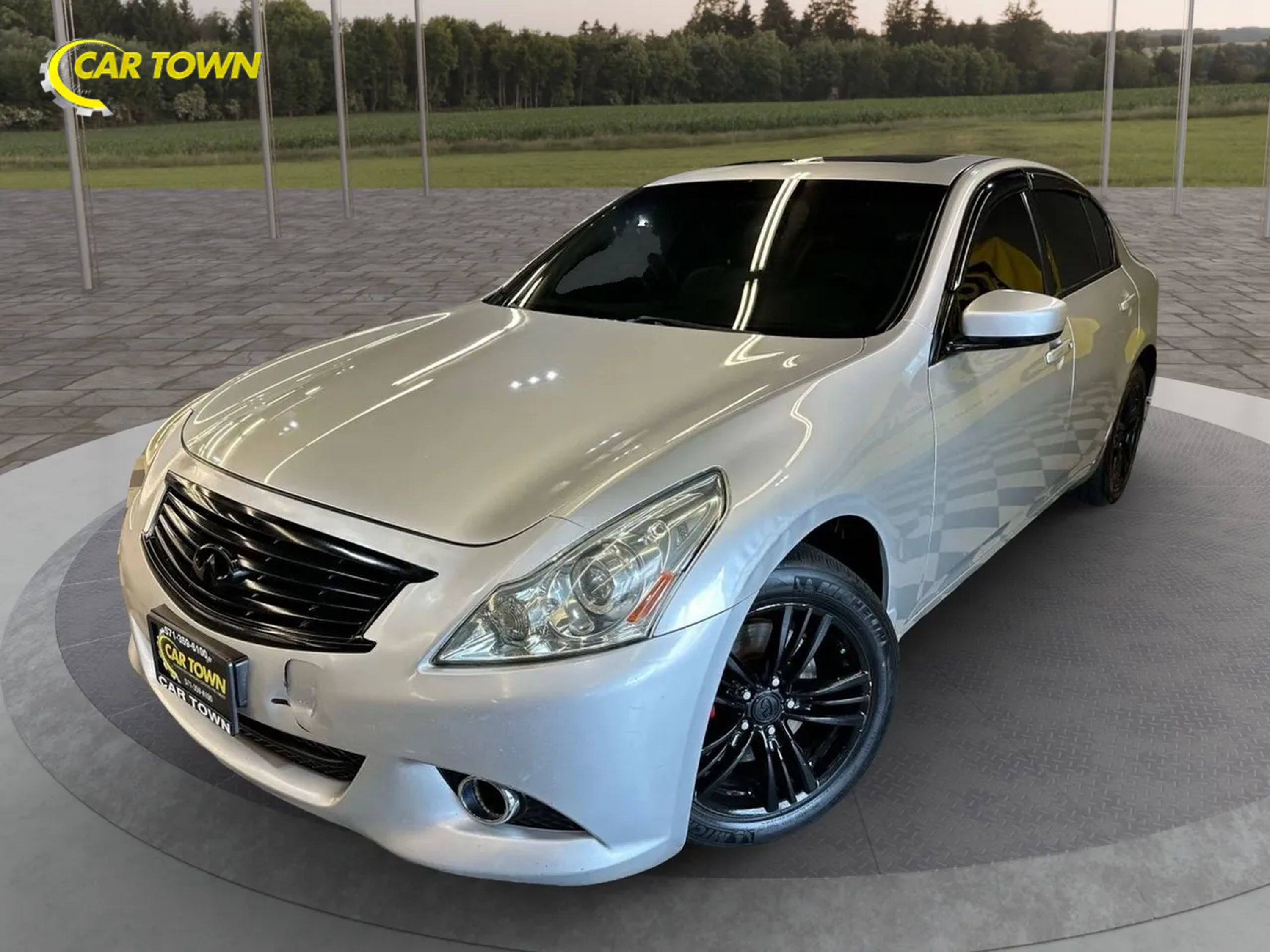 2011 INFINITI G