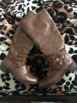Brown boots