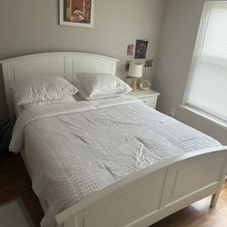 Queen White Bedroom Set