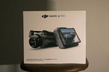 Brand New DJI Mavic 4 Pro 512GB Creator Combo