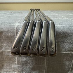 LIMITED EDITION Wilson Staff FG-59 Tour Blade Irons (PW–6)