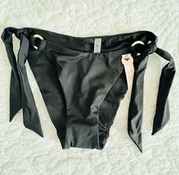 NWT Victoria’s Secret Side-Sash Cheeky Bikini Bottom