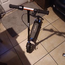 RAZOR Electric Kids Scooter