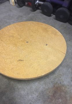 Exercise core stabilized for squats or push ups . Used like Bosou Ball but real wood!