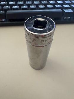 Snap-on 3/8” Deep 12-point 19mm
