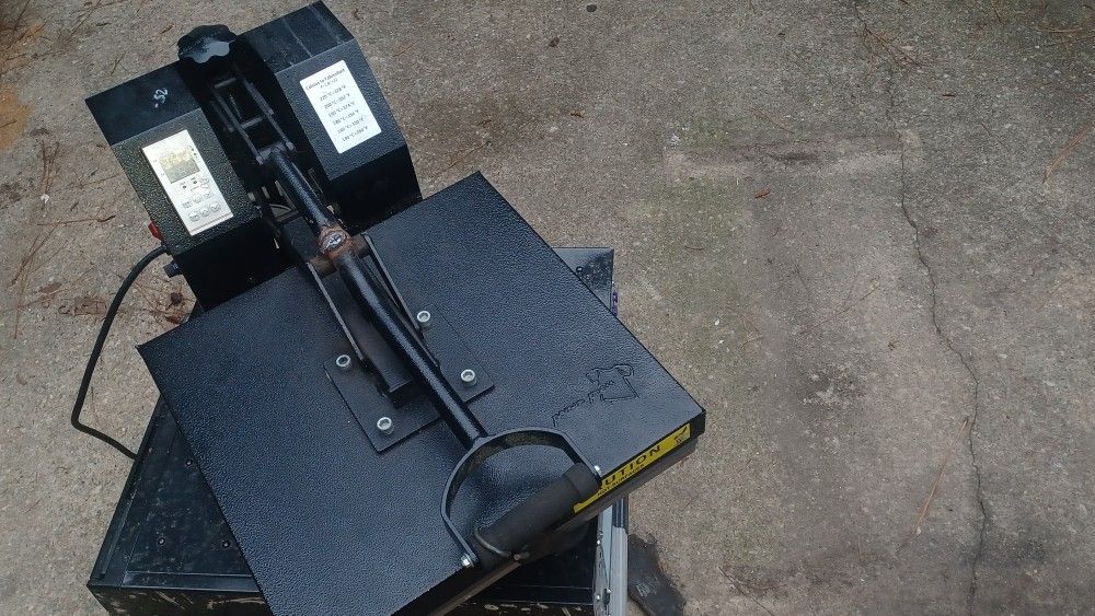 Pressman T-shirt And Apperal Hot Press Machine (Will trade For Old Video Games And Consoles