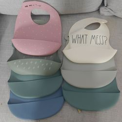 Collection of 7 silicone bibs