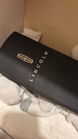 Lincoln center console cover