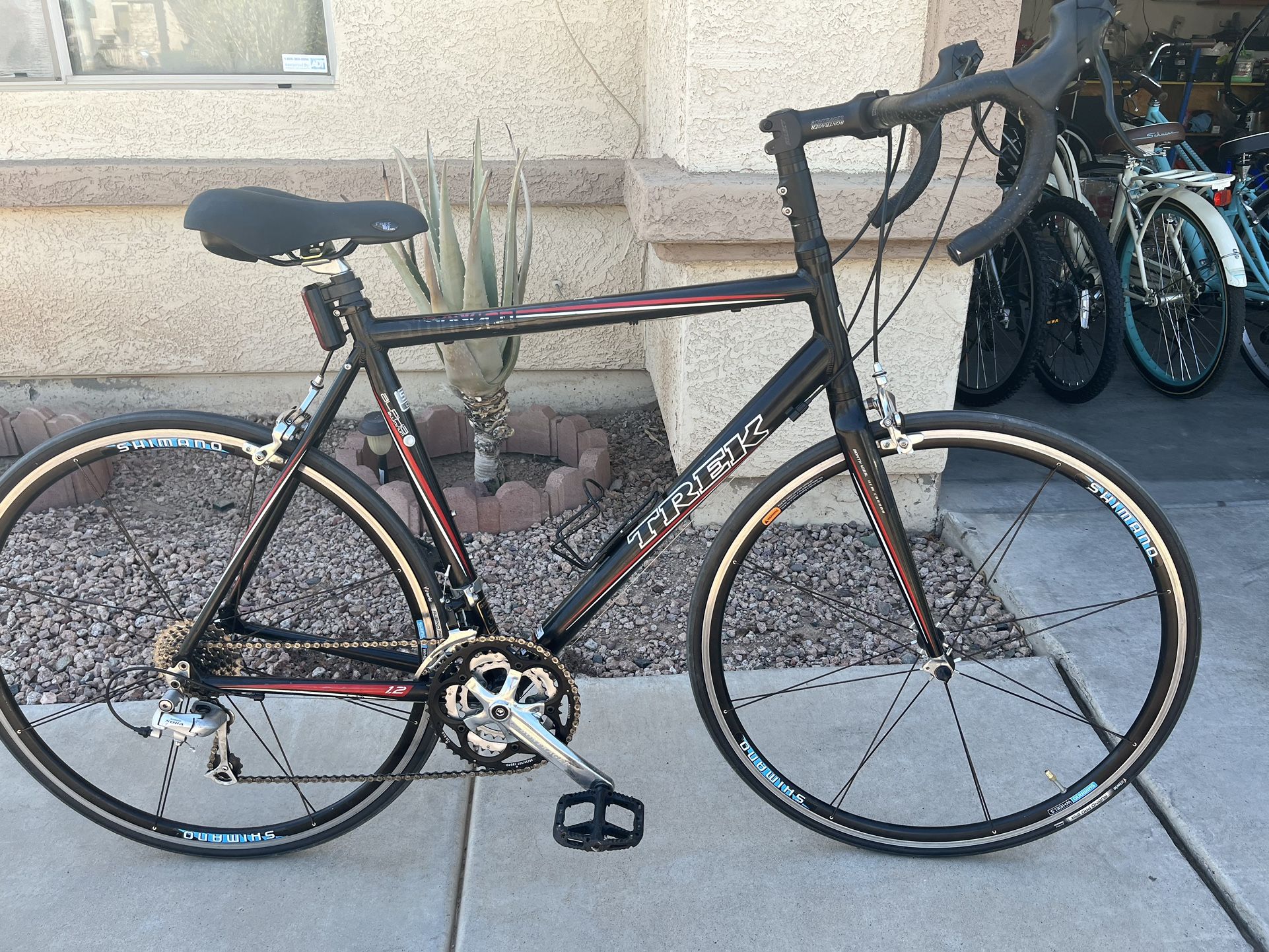 TREK ROAD COME WITH UPGRADES FRESH TUNE UP👌🏼