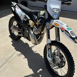 2022 Husqvarna TE300i Rockstar Edition