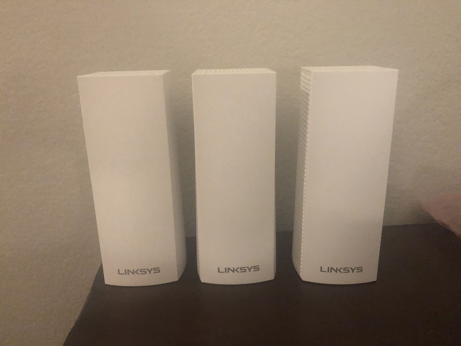 Linksys Velop mesh WiFi router AC6600