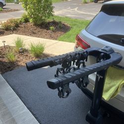 Yakima Tesla Bike Rack For 4