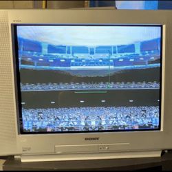 Sony Trinitron 27” FS120 CRT TV