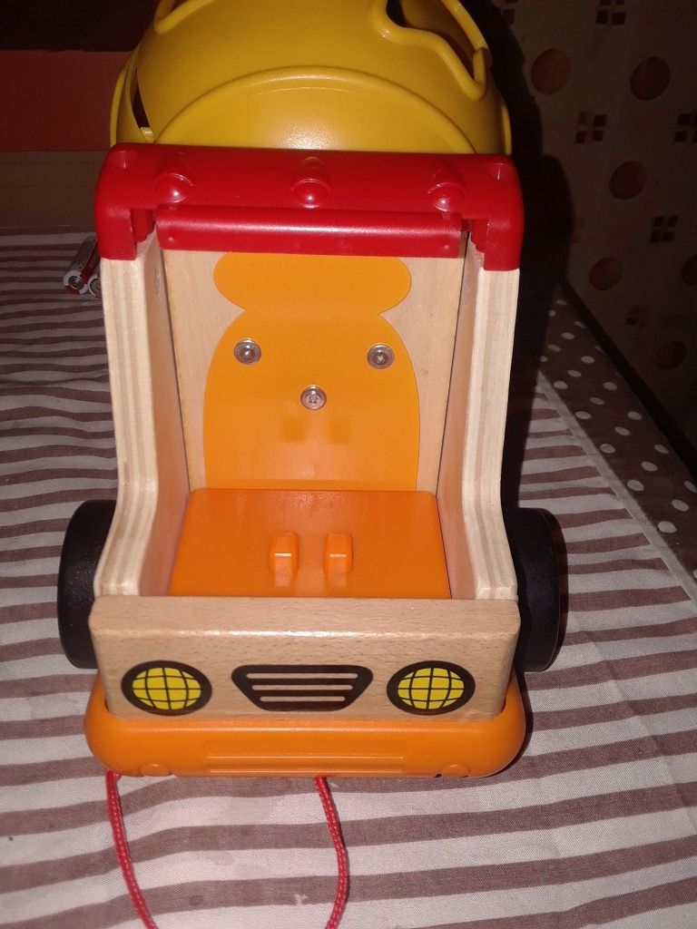 Shape sorter