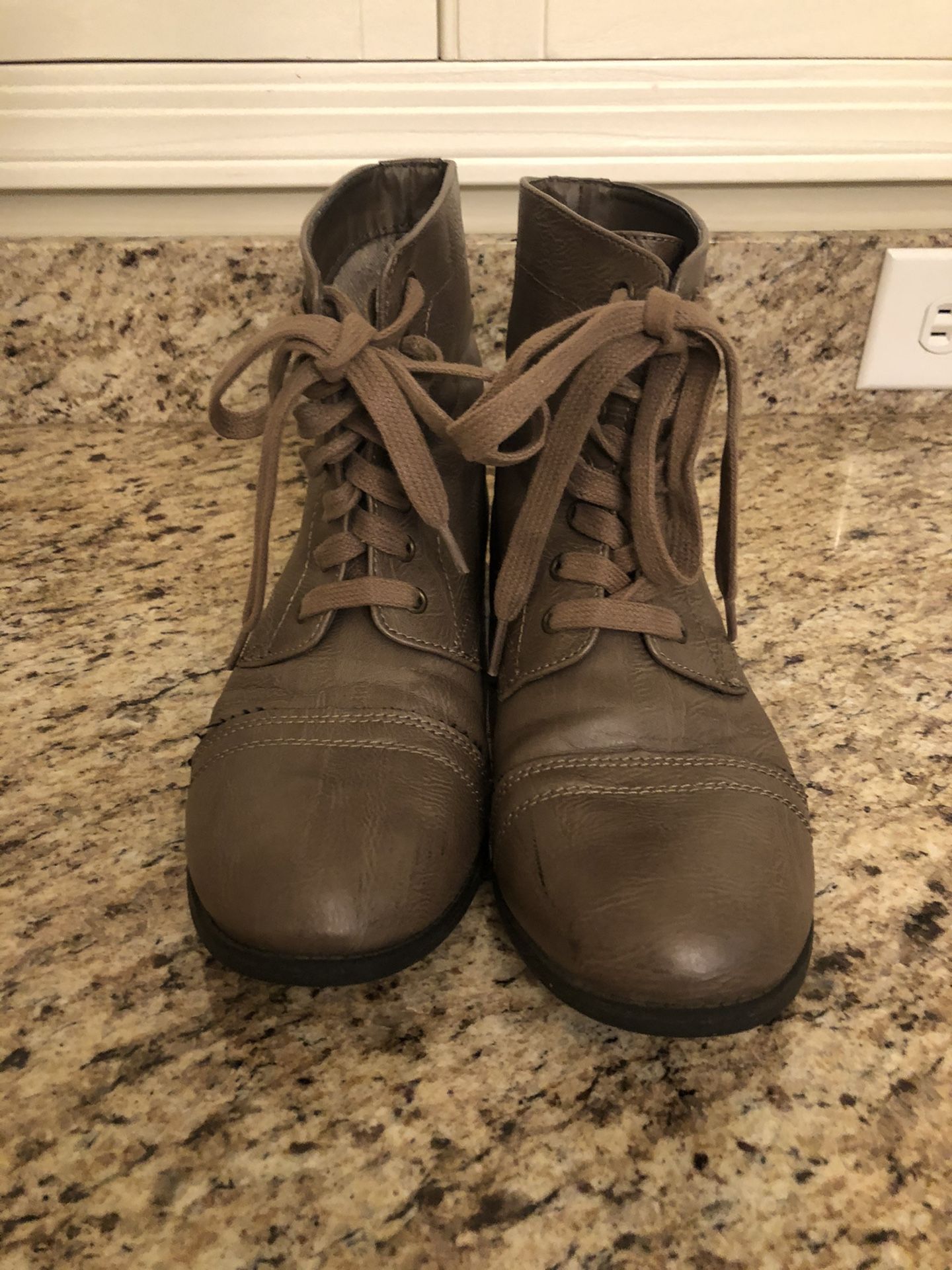 Girls Boots