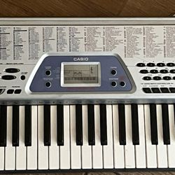 Casio CTK-481 digital keyboard
