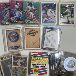Small Baseball Card Lot