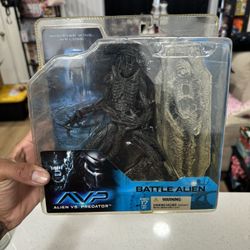 Alien Vs Predator Figure 