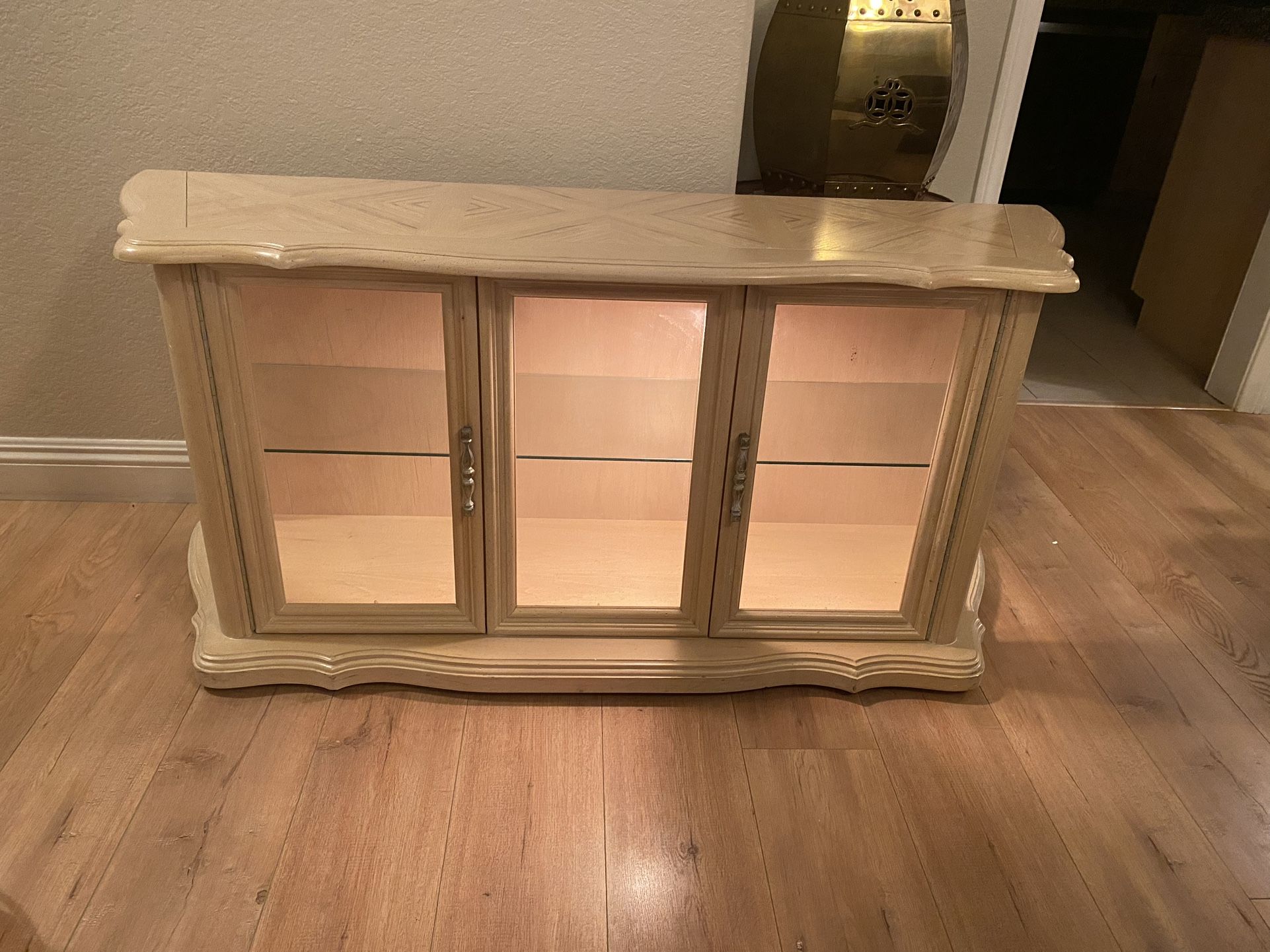 Vintage Wood And Glass Horizontal Display Cabinet With Interior Light 