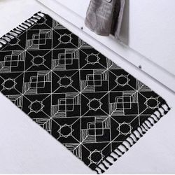 Boho Black Rug, Geometric Woven Bathroom Rug 2'x3' with Tassels