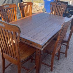 7 Pieces Table