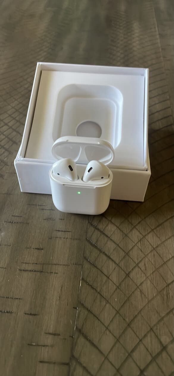 AirPods