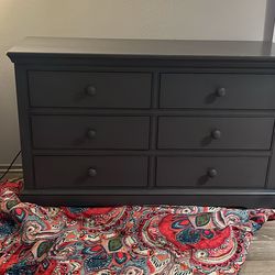 Dresser and Nightstand for sale!