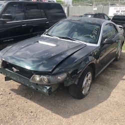 2002 Ford Mustang Base 6 Cyl 3.8L Car Parts 