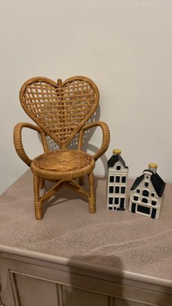 Natural wicker Plant Stand / Doll-Size Chair