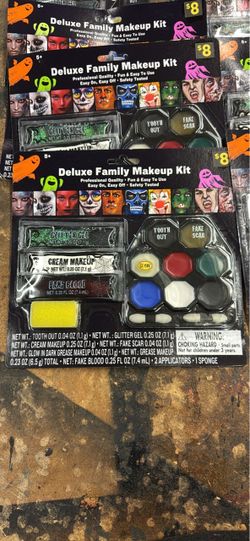 Deluxe Family Halloween Makeup Kit