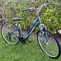 🌺Women’s hybrid bike 🌺