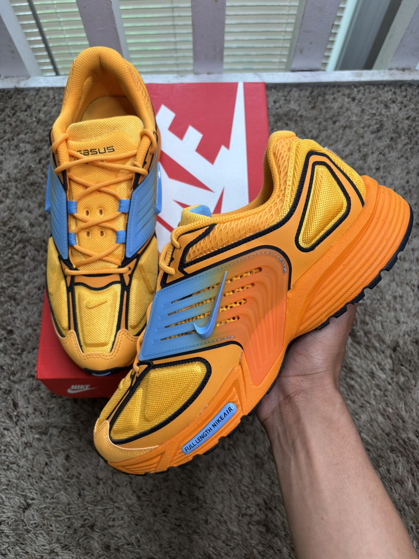 2025 Nike Pegasus Wave Gradient Cage - Sundial