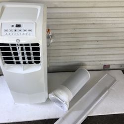 GE Acondicionador de Aire Portátil de 6.000 Btu, APCD06AXWW New Open Box 