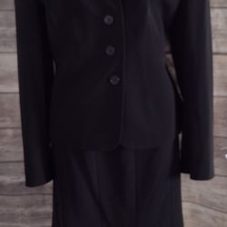 Ann Taylor Black Women Suit