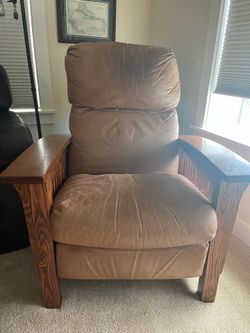 Mission-style leather recliner