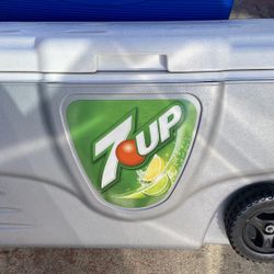 Coleman 7UP Cooler