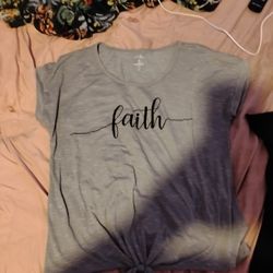 Just Be Green/Grey Short Sleeve Faith Shirt