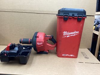 Milwaukee M18 FUEL Drain Snake with Case