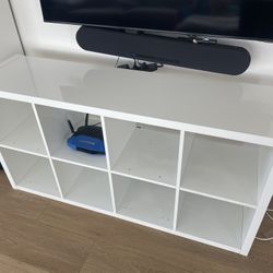IKEA Kallax shelf unit (gloss white)