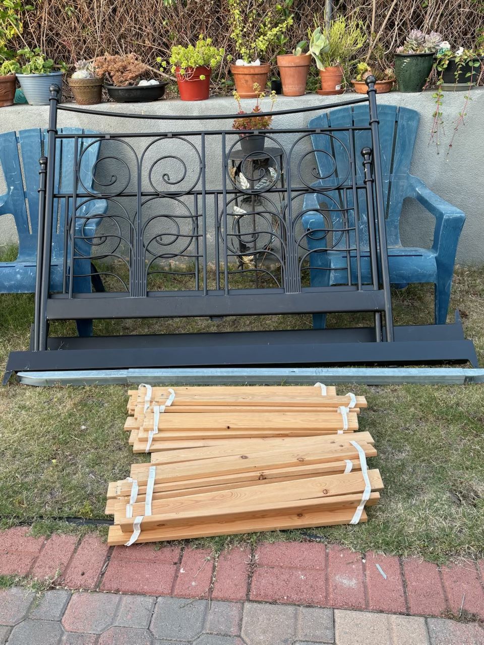 Free, Queen, Metal Bed Frame.