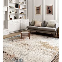 Area rug 6’7” x 9’2”