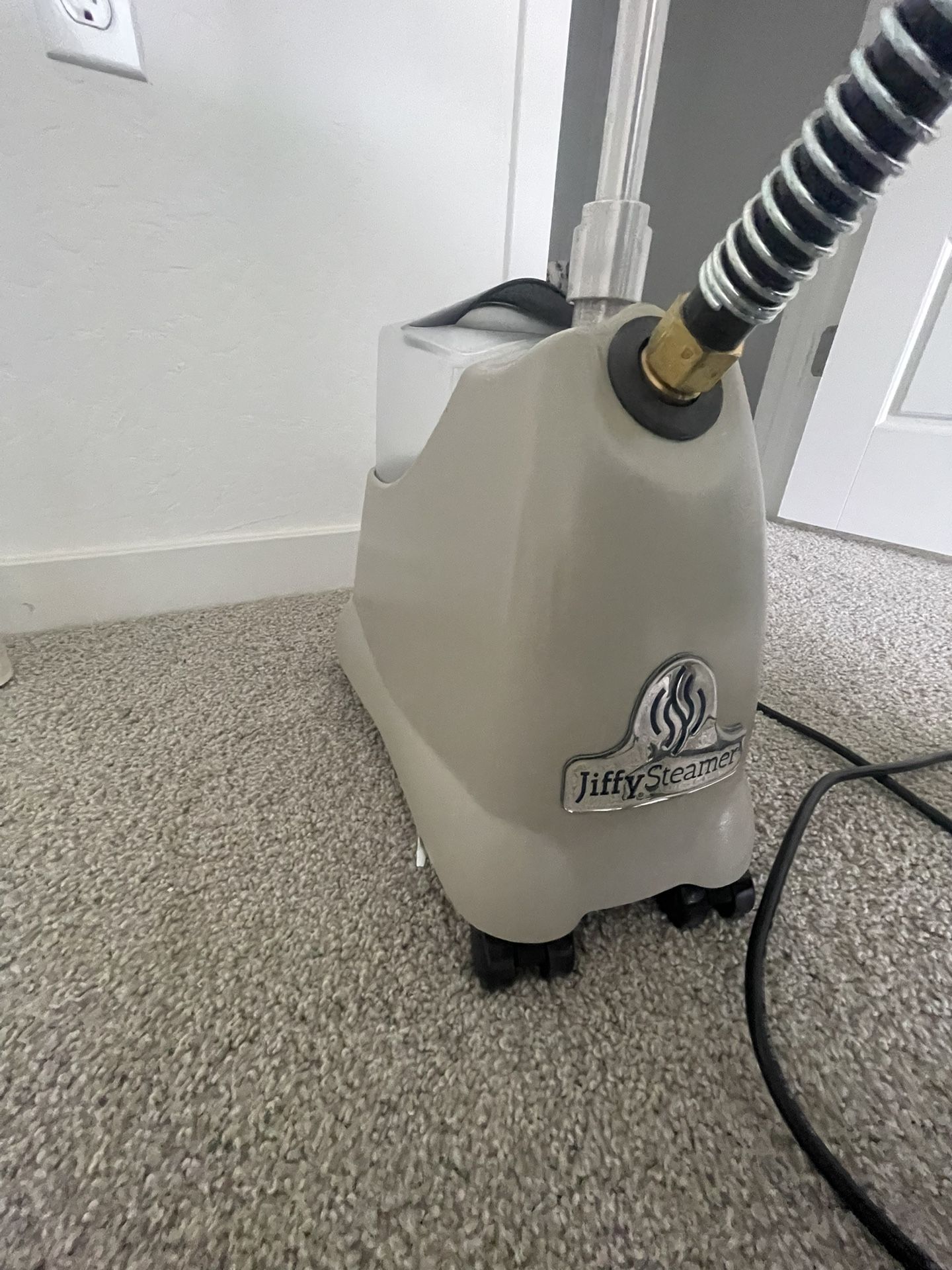 Jiffy Clothing Steamer Model J-2000