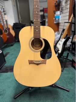 Peavey Acoustic Guitar – Full Size