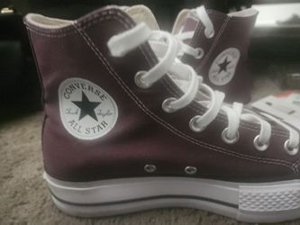 Converse Size 7