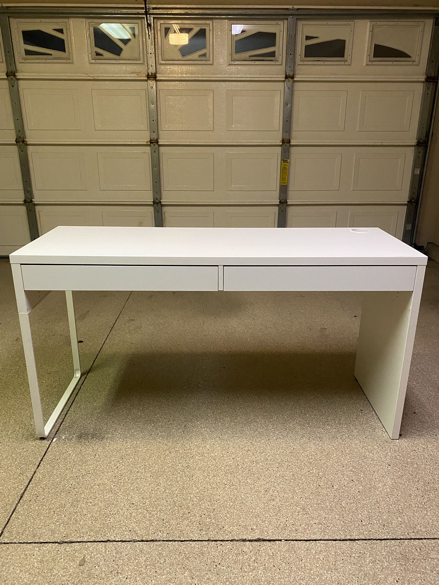 IKEA Micke Desk